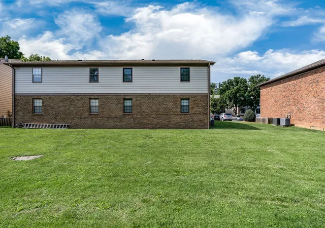 Photo 3 of Townhouse for sale at 5788 Brentwood Trce, Brentwood, TN 37027 | MLS# 3246306 | Listing updated on 2026-10-07