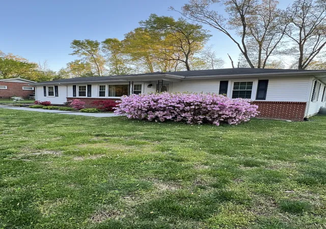 2nd image of 1200 Harton Blvd, Tullahoma, TN 37388 | MLS# 3248545