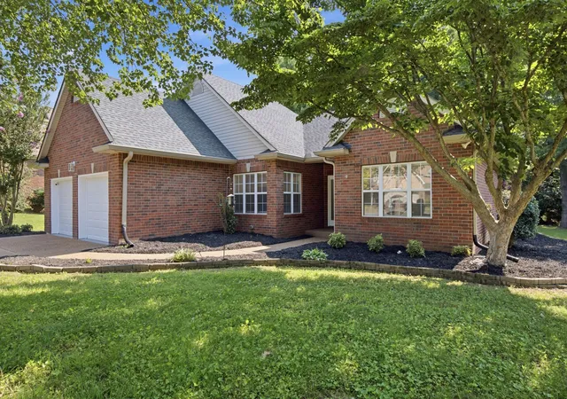 Photo 3 of Single family home for sale at 2646 Churchill Dr, Thompsons Station, TN 37179 | MLS# 3314934 | Listing updated on 2026-09-02