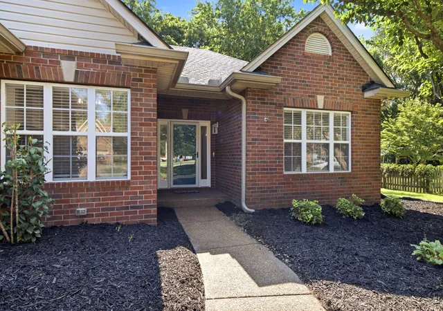 Photo 3 of Single family home for sale at 2646 Churchill Dr, Thompsons Station, TN 37179 | MLS# 3314934 | Listing updated on 2026-09-02