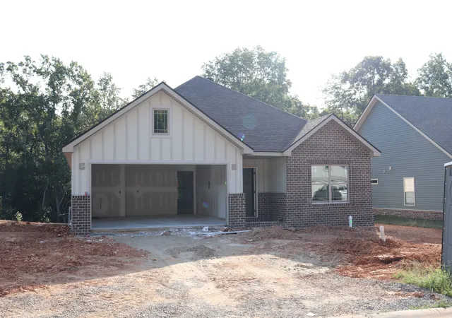 Single family home for sale at 597 Willow Park Dr, Clarksville, TN 37043 | MLS# 3245109