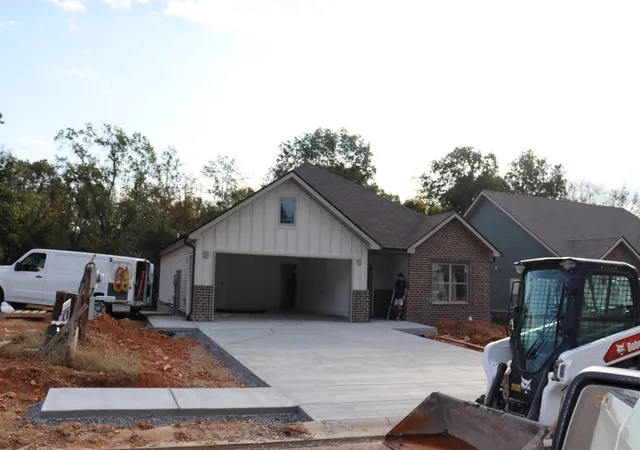 Single family home for sale at 597 Willow Park Dr, Clarksville, TN 37043 | MLS# 3245109
