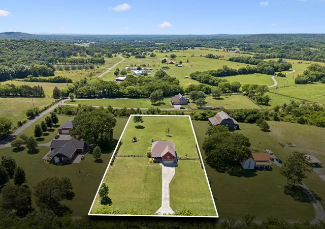 Photo 2 of Single family home for sale at 80 Edwards Rd, Lebanon, TN 37090 | MLS# 3245643 | Listing updated on 2026-07-13