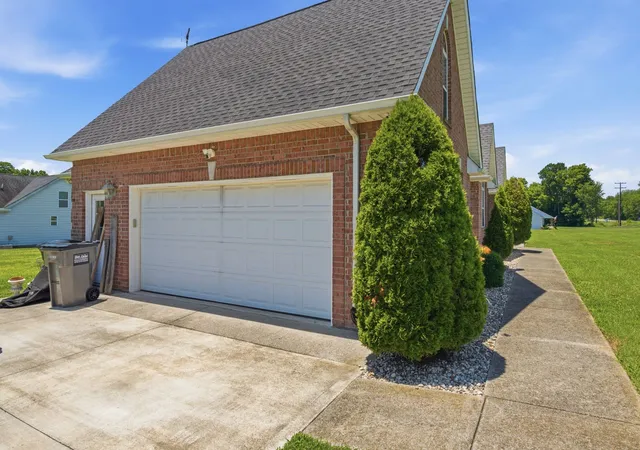 Homes for sale in Castalian Springs, TN | 465 Old 25 Loop, Castalian Springs, TN 37031 | MLS# 3246579