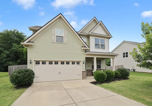 Homes for sale in Spring Hill, TN | 8015 Regiment Dr, Spring Hill, TN 37174 | MLS# 3252111