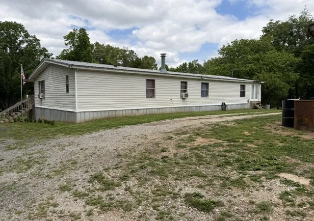 2nd image of 184 Edgewood Ln, Winchester, TN 37398 | MLS# 3244798