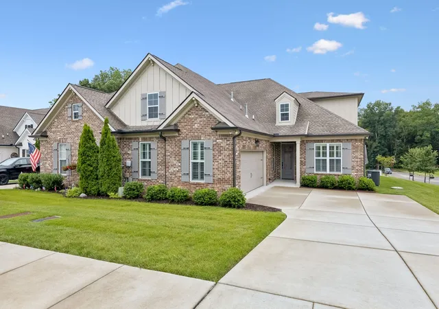 3rd image of 5000 Harbor Reserve Cv, Hermitage, TN 37076 | MLS# 3244760