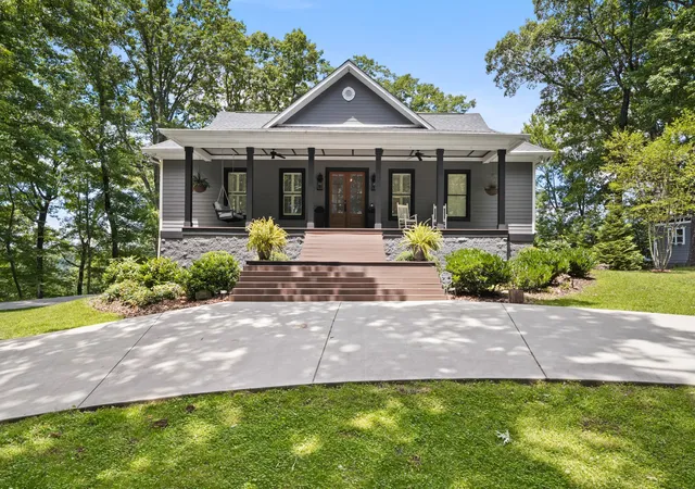 Homes for sale in Sewanee, TN | 2245 Ravens Den Rd, Sewanee, TN 37375 | MLS# 3244767