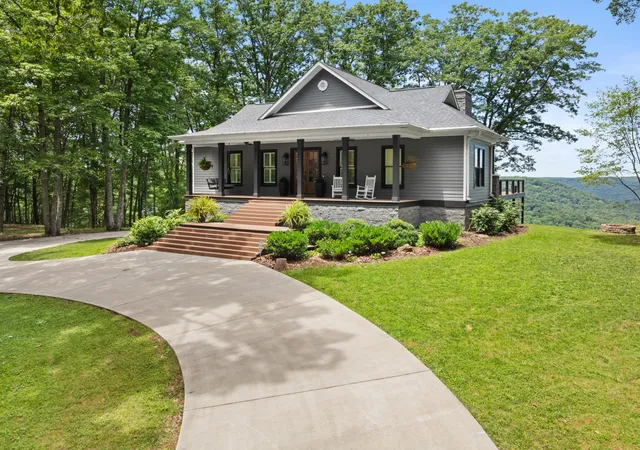 Homes for sale in Sewanee, TN | 2245 Ravens Den Rd, Sewanee, TN 37375 | MLS# 3244767