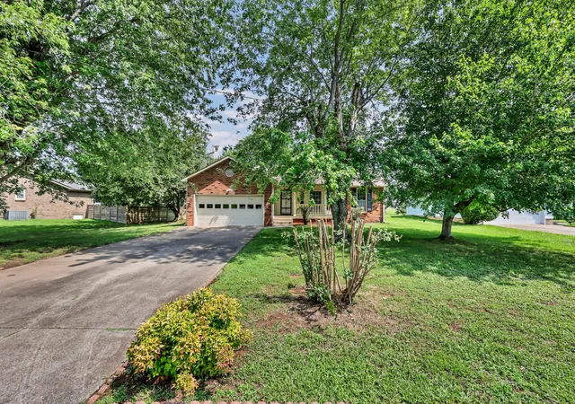 Homes for sale in Clarksville, TN | 3431 Chaney Ln, Clarksville, TN 37042 | MLS# 3272161