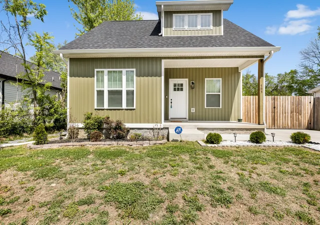 2nd image of 795 19th Ave W, Springfield, TN 37172 | MLS# 3247250