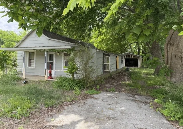 2nd image of 408 S Shephard St, Winchester, TN 37398 | MLS# 3244800
