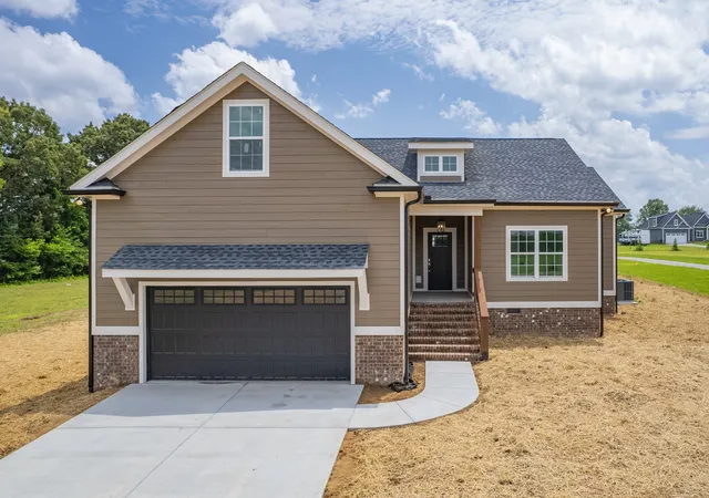 Homes for sale in Summertown, TN | 370 Dugout Rd, Summertown, TN 38483 | MLS# 3255102
