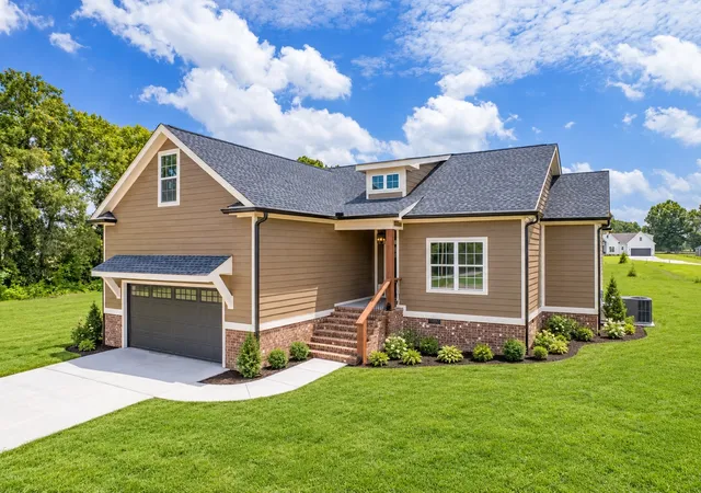 Photo 4 of Single family home for sale at 370 Dugout Rd, Summertown, TN 38483 | MLS# 3255102 | Listing updated on 2026-10-09