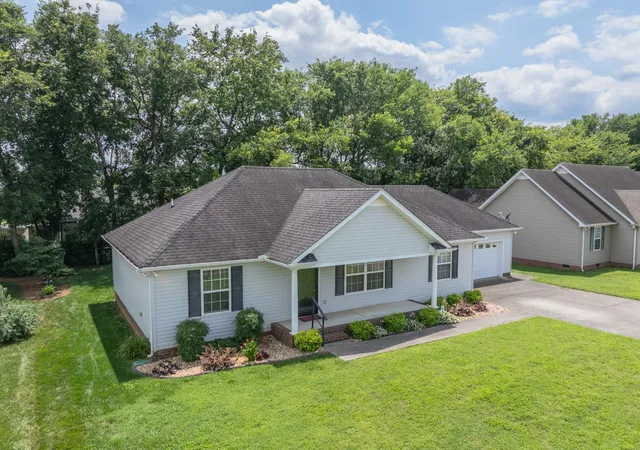 Homes for sale in Murfreesboro, TN | 2809 Waywood Dr, Murfreesboro, TN 37128 | MLS# 3244906