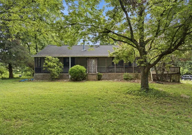 Homes for sale in Bethpage, TN | 145 Crenshaw Rd, Bethpage, TN 37022 | MLS# 3248353