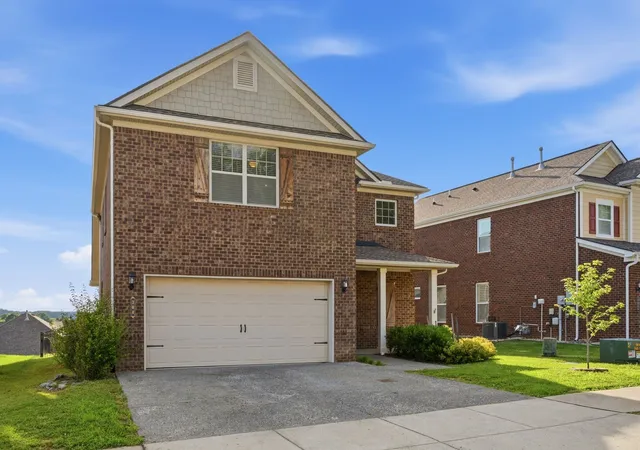 1st image of 300 Blackthorn Ln, Gallatin, TN 37066 | MLS# 3244888