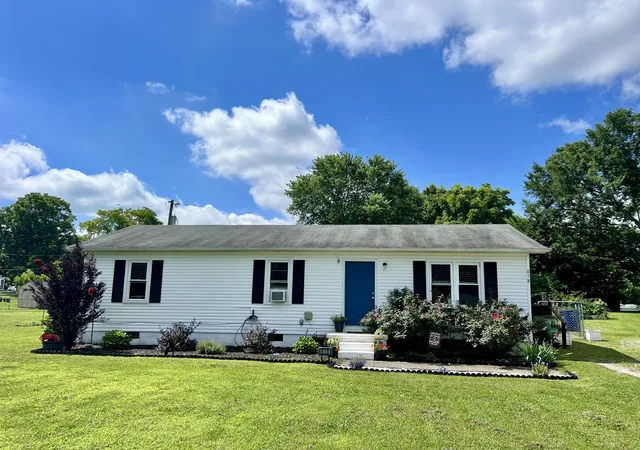 Homes for sale in Shelbyville, TN | 618 Coble Cir, Shelbyville, TN 37160 | MLS# 3246774