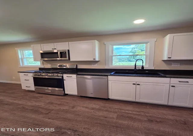 Homes for sale in Sparta, TN | 220 Harden Rd, Sparta, TN 38583 | MLS# 3244857