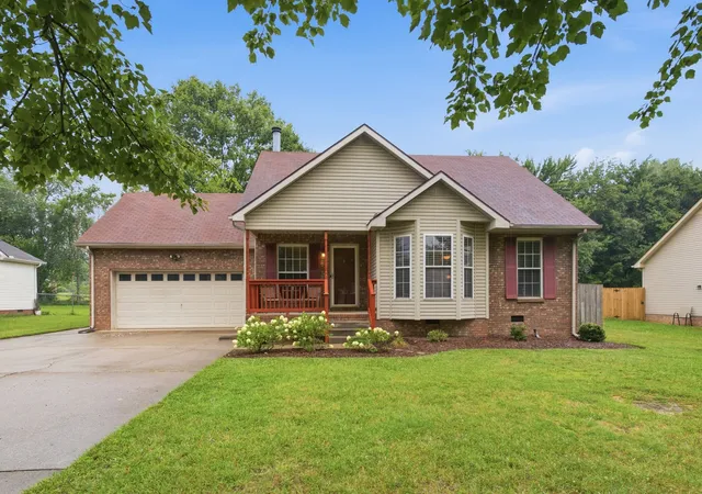 1st image of 1010 Blue Ridge Pkwy, Goodlettsville, TN 37072 | MLS# 3247716