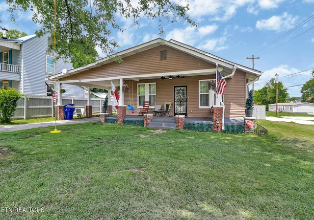 Homes for sale in Rockwood, TN | 400 W Rockwood St, Rockwood, TN 37854 | MLS# 3244929