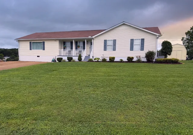 Homes for sale in Mc Ewen, TN | 78 Patterson Cir, Mc Ewen, TN 37101 | MLS# 3245077