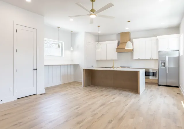 Photo 3 of Single family home for sale at 1818 Dr Db Todd Jr Blvd, Nashville, TN 37208 | MLS# 3247784 | Listing updated on 2026-08-19