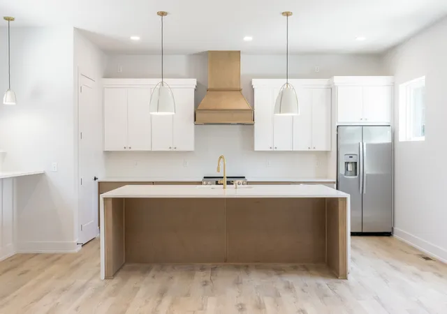 Photo 3 of Single family home for sale at 1818 Dr Db Todd Jr Blvd, Nashville, TN 37208 | MLS# 3247784 | Listing updated on 2026-08-19