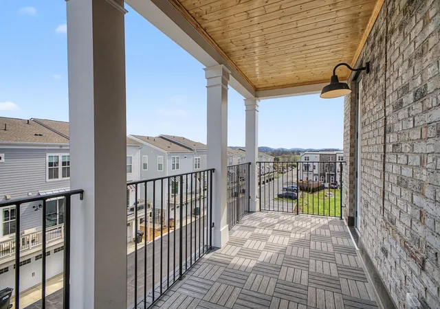 Homes for sale in Thompsons Station, TN | 3171 Setting Sun Dr #302, Thompsons Station, TN 37179 | MLS# 3245044
