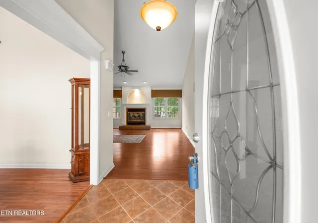 Photo 3 of Single family home for sale at 106 Mariners Dr, Crossville, TN 38558 | MLS# 3244987 | Listing updated on 2026-09-21
