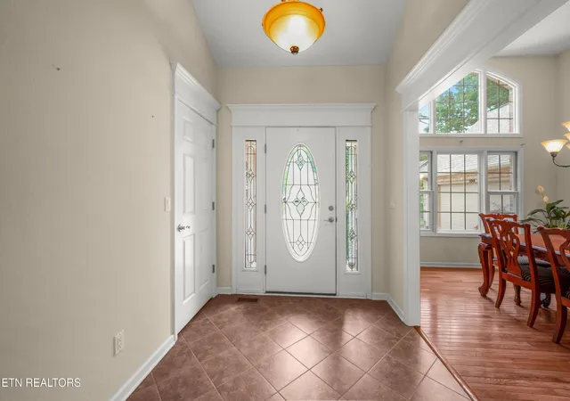 Photo 3 of Single family home for sale at 106 Mariners Dr, Crossville, TN 38558 | MLS# 3244987 | Listing updated on 2026-09-21