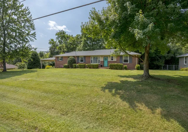 Photo 3 of Single family home for sale at 509 Rochelle Dr, Nashville, TN 37220 | MLS# 3247691 | Listing updated on 2026-09-01
