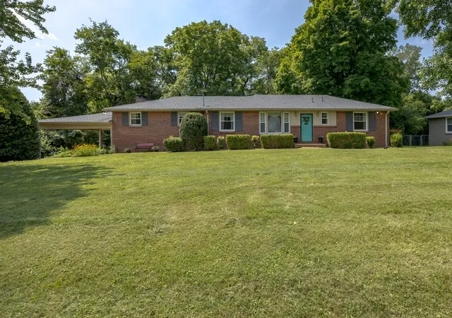 Photo 3 of Single family home for sale at 509 Rochelle Dr, Nashville, TN 37220 | MLS# 3247691 | Listing updated on 2026-09-01
