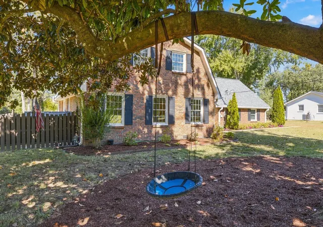 Photo 3 of Single family home for sale at 1307 Haber Dr, Brentwood, TN 37027 | MLS# 3247841 | Listing updated on 2026-10-08