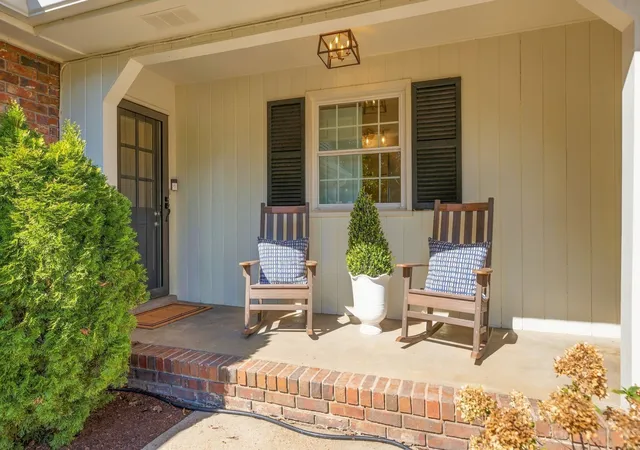Photo 4 of Single family home for sale at 1307 Haber Dr, Brentwood, TN 37027 | MLS# 3247841 | Listing updated on 2026-10-08