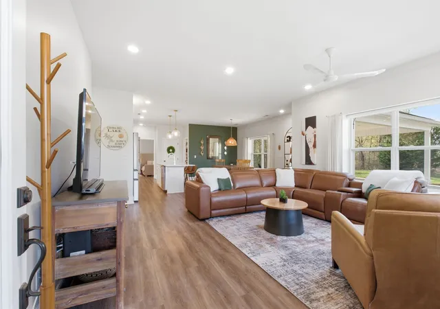 Photo 3 of Single family home for sale at 330 Burton Ridge Rd, Silver Point, TN 38582 | MLS# 3245119 | Listing updated on 2026-09-27