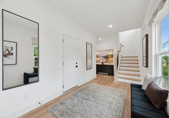 Photo 3 of Sale Pending at 501 Canal Cir, Nashville, TN 37214 | MLS# 3245093 | Listing updated on 2026-06-29