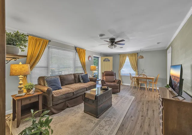 4th image of 222 S Oakwood Ave, Clinton, TN 37716 | MLS# 3245712