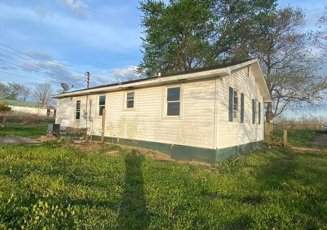 2nd image of 6865 Johnson Mill Rd, Hopkinsville, KY 42240 | MLS# 3245404