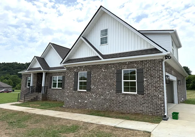 Homes for sale in Pulaski, TN | 112 Preda Way, Pulaski, TN 38478 | MLS# 3246084
