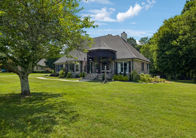 Photo 4 of Single family home for sale at 124 Poplar Dr, Brush Creek, TN 38547 | MLS# 3251541 | Listing updated on 2026-09-30