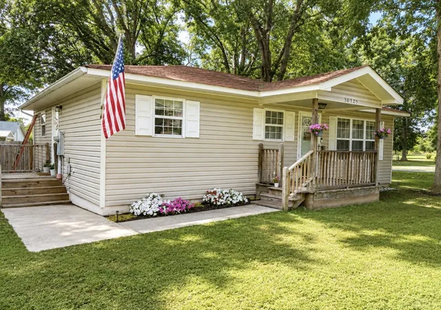 Single family home for sale at 30429 Sims St, Ardmore, TN 38449 | MLS# 3245266
