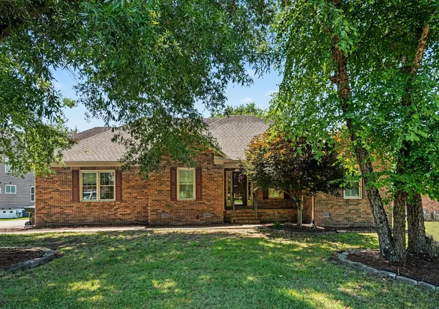Homes for sale in Gallatin, TN | 519 Redstone Dr, Gallatin, TN 37066 | MLS# 3246920
