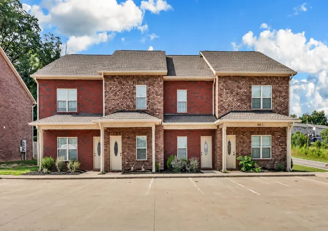1st image of 550 Peachers Mill Rd, Clarksville, TN 37042 | MLS# 3251955