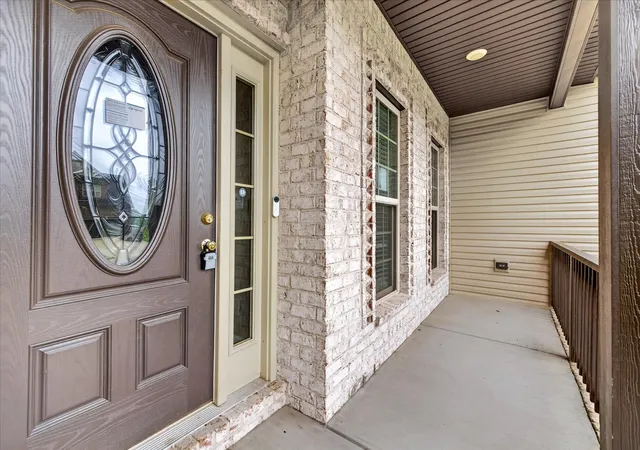 Photo 4 of Single family home for sale at 404 Glenstone Springs Dr, Clarksville, TN 37043 | MLS# 3246134 | Listing updated on 2026-09-23