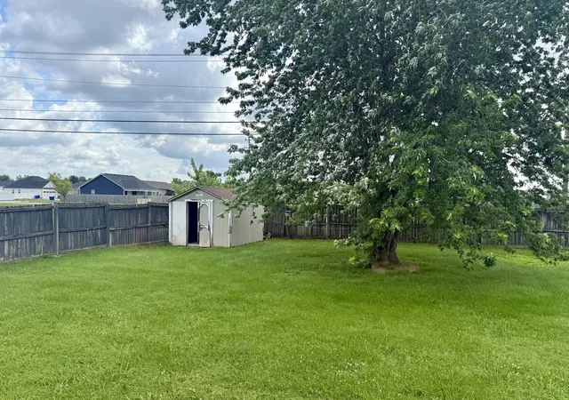 16th image of 1226 Derek Dr, Franklin, KY 42134 | MLS# 3245696