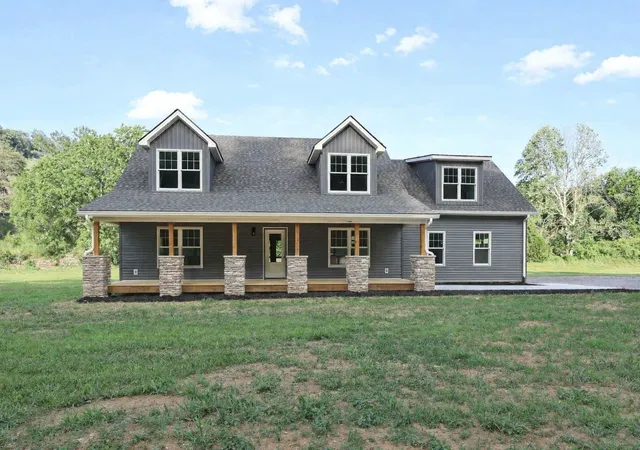 Homes for sale in Chestnut Mound, TN | 210 Granville Hwy, Chestnut Mound, TN 38552 | MLS# 3245469