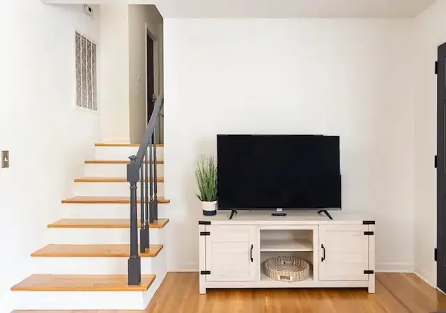 Photo 3 of Single family home for sale at 599 Hill Crk Dr, Nashville, TN 37211 | MLS# 3245367 | Listing updated on 2026-08-21