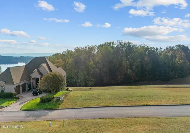 Homes for sale in Vonore, TN | 220 Grandville Court, Vonore, TN 37885 | MLS# 3245381