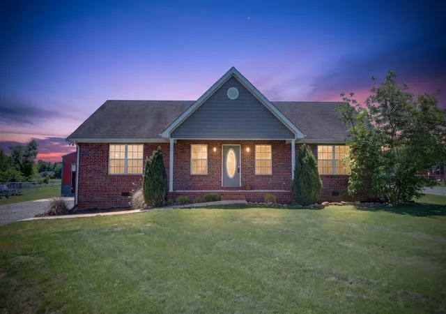 Homes for sale in Castalian Springs, TN | 1014 Spire Way Dr, Castalian Springs, TN 37031 | MLS# 3245592